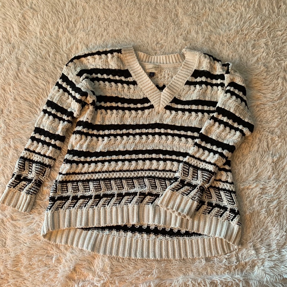 Comfy Stripped Knotted Sweater